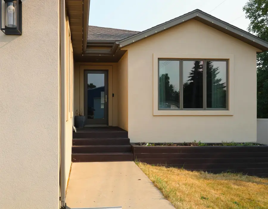 55 Francis Ave NE, Berthold, ND 58718 - #2