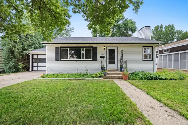 1215 University Ave W, Minot, ND 58703