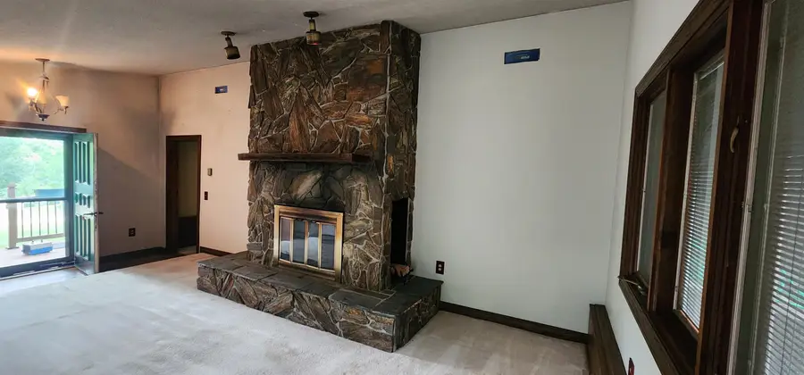 625 1/2 5th St SE, Minot, ND 58701 - #2