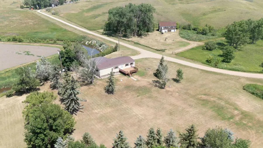 26703 198TH AVE NW, Carpio, ND 58725 - #3