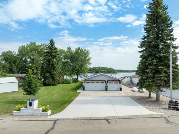 47 GREEN ACRES RD, Bottineau, ND 58318