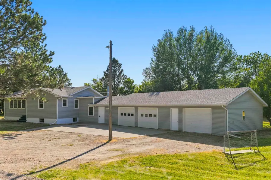 2936 47th ST SE, Minot, ND 58701 - #3