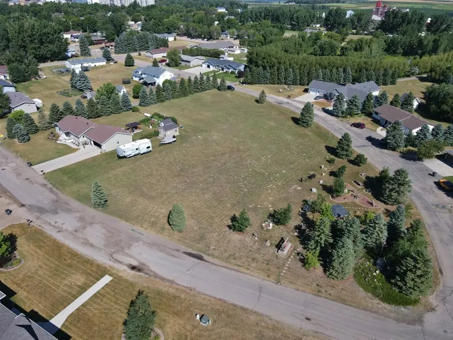 4th St. SE, Rugby, ND 58368 - #2