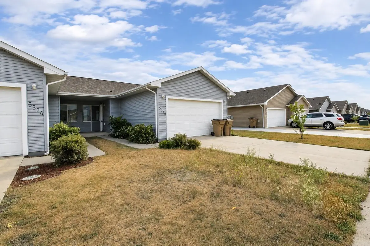 5324 SE 15th Ave, Minot, ND 58701 - #1