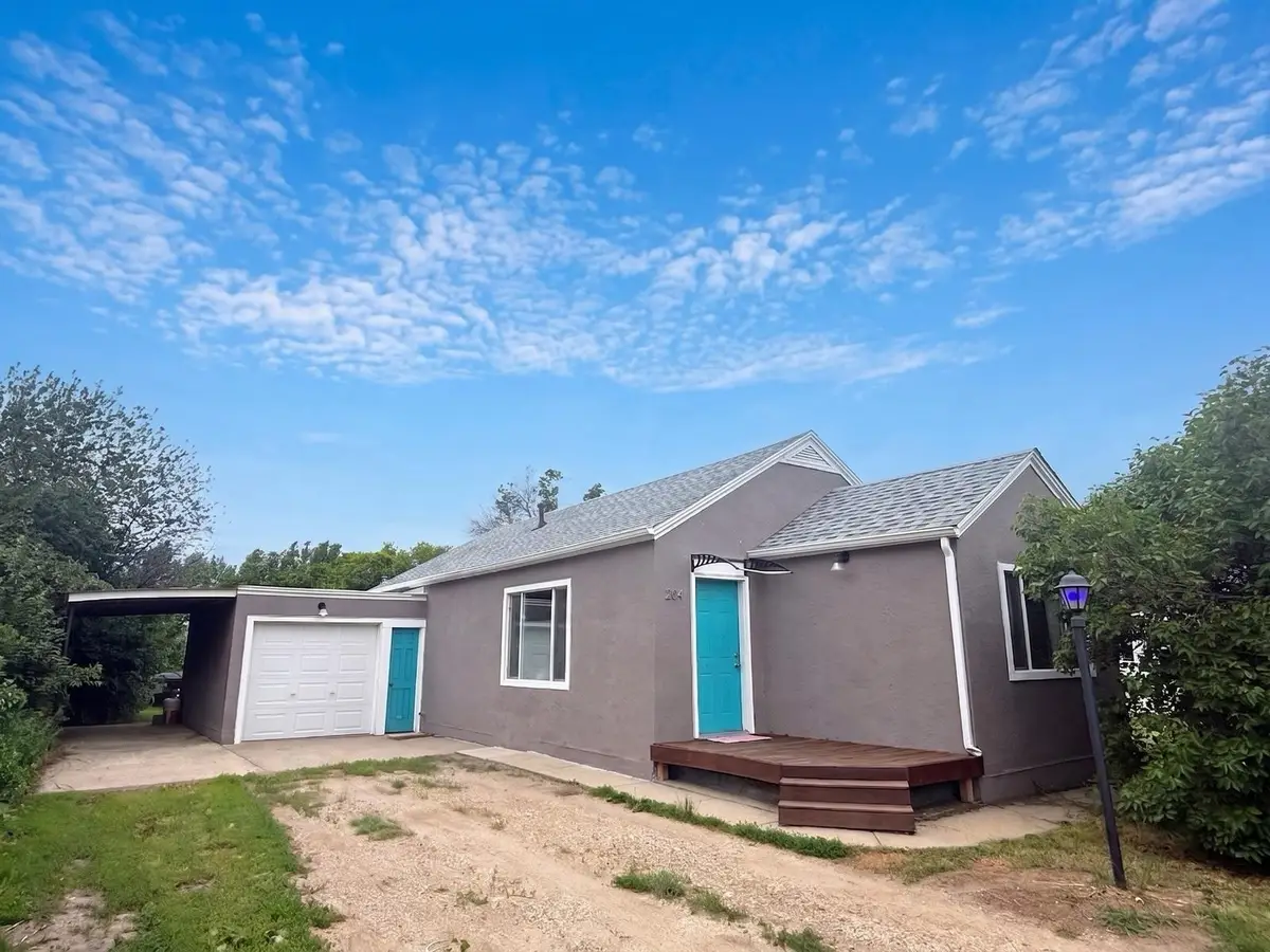 204 Owens St, Des Lacs, ND 58733 - #1