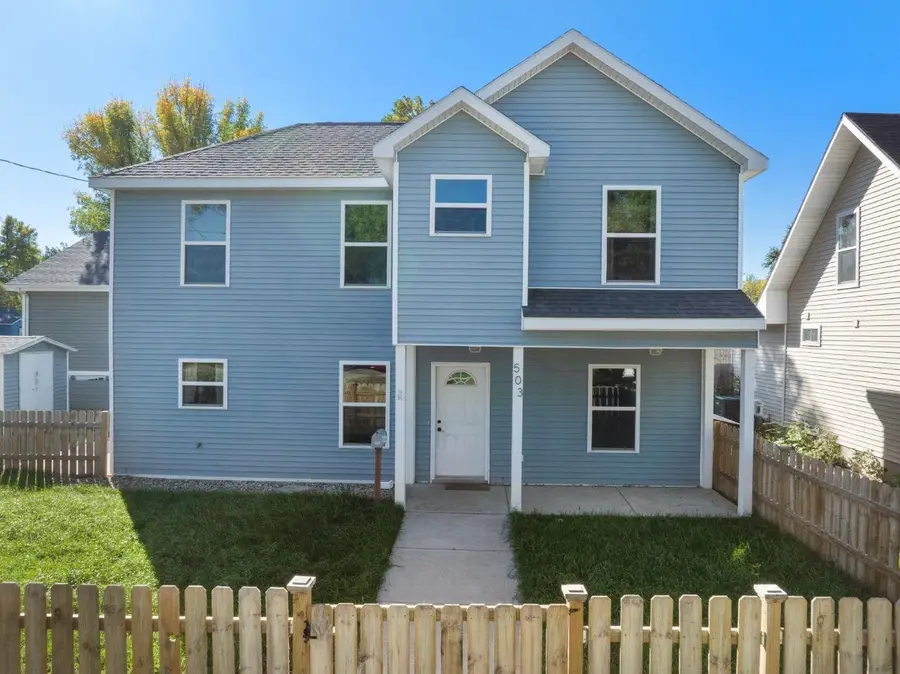 503 5th Ave NW, Minot, ND 58703 - #2