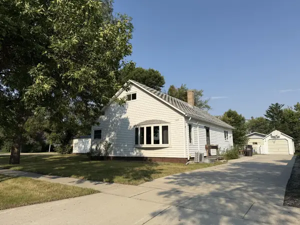 405 AND 401 Ohmer ST, Bottineau, ND 58318