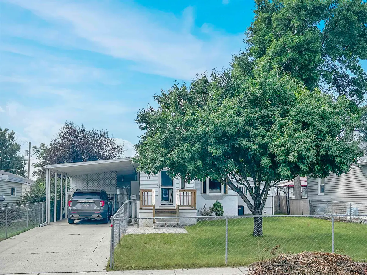 421 23rd St NW, Minot, ND 58703 - #1
