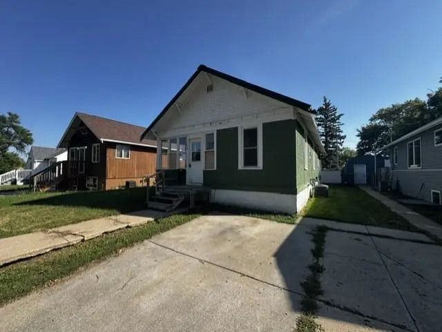1017 NW 7th Ave, Minot, ND 58701-2143 - #3