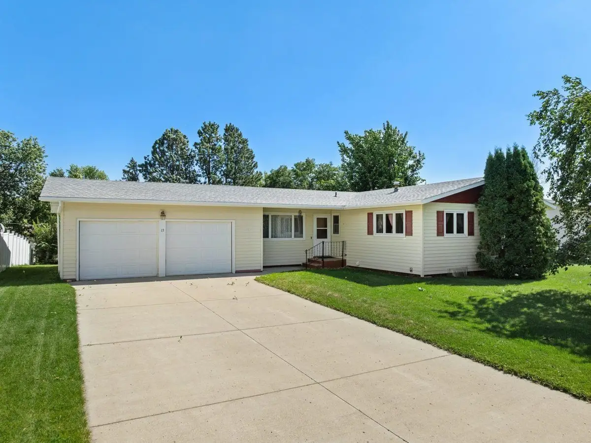 13 Vista Drive, Minot, ND 58703 - #1