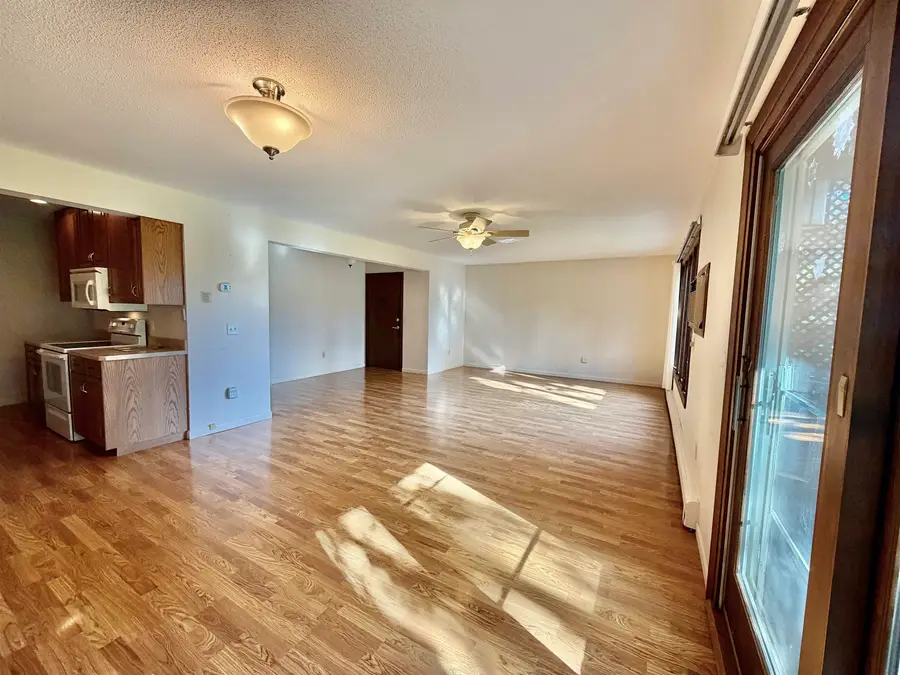1000 NW 20th Ave, Minot, ND 58703 - #3