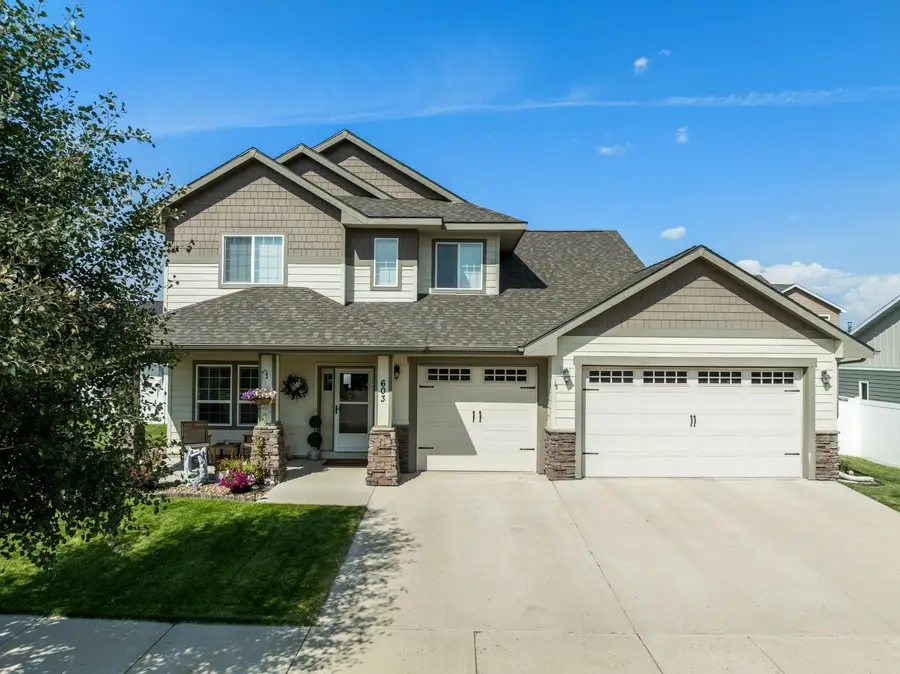 603 Wyatt Street, Williston, ND 58801 - #2