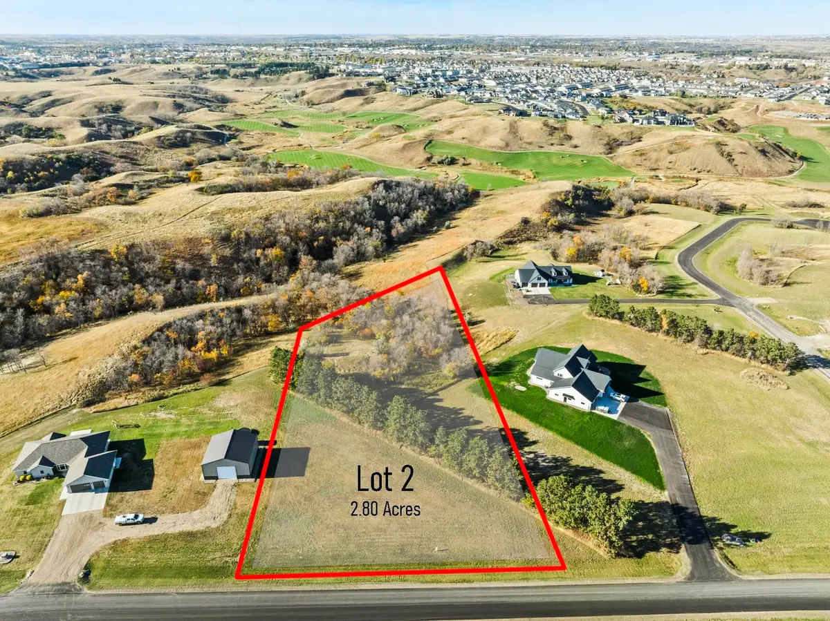 2115 43RD AVE, Minot, ND 58701 - #1