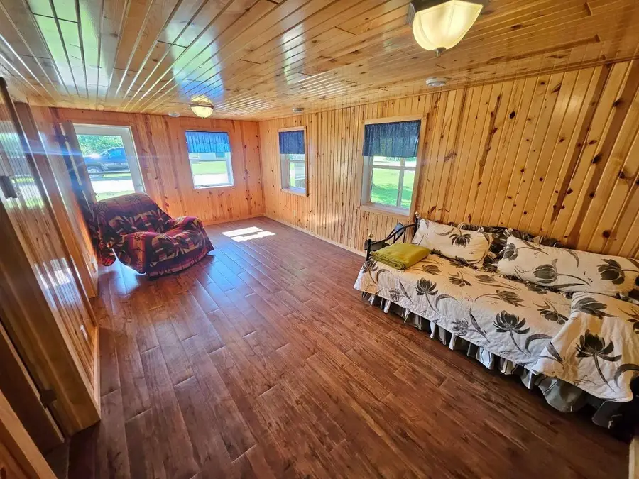 200 1st Ave NE, Knox, ND 58343 - #3