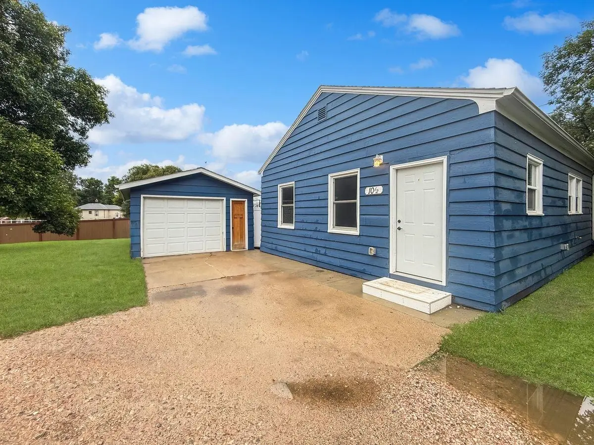 10 1/2 Shirley Ct, Minot, ND 58703 - #1