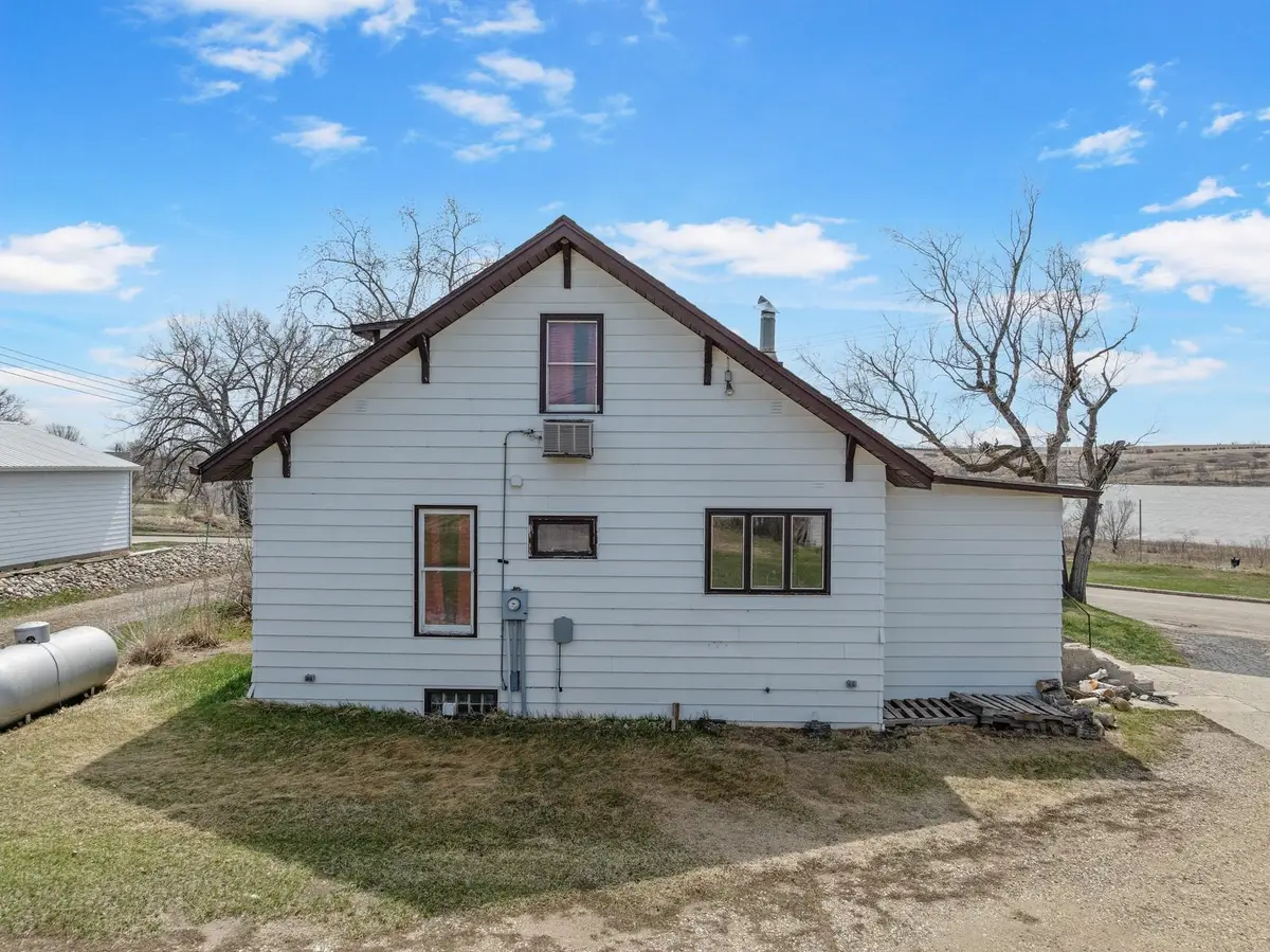 202 NW 3rd Ave, Kenmare, ND 58746 - #1