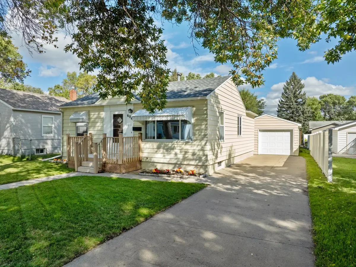 604 19TH ST NW, Minot, ND 58703 - #1