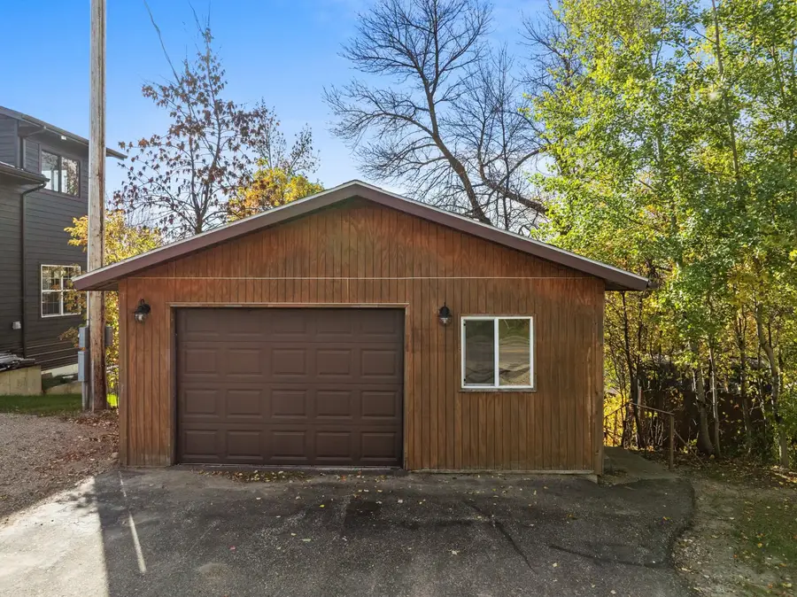 46 LONGVIEW RD W, Bottineau, ND 58318 - #2