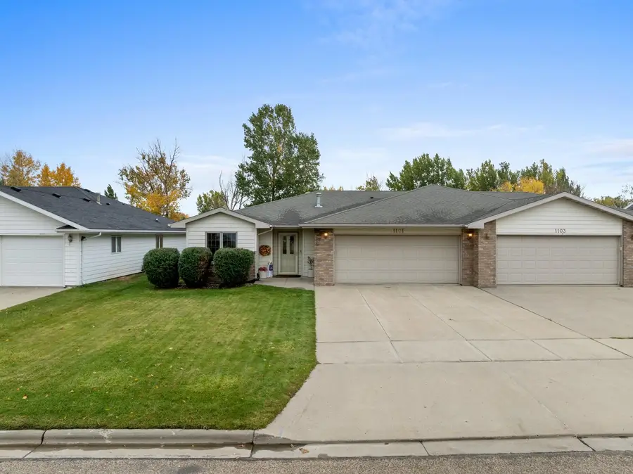1101 34th Ave SW, Minot, ND 58701 - #2