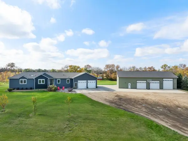 1300 104th St SE, Minot, ND 58701