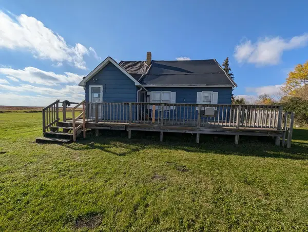 9950 12th Ave NW, Westhope, ND 58793