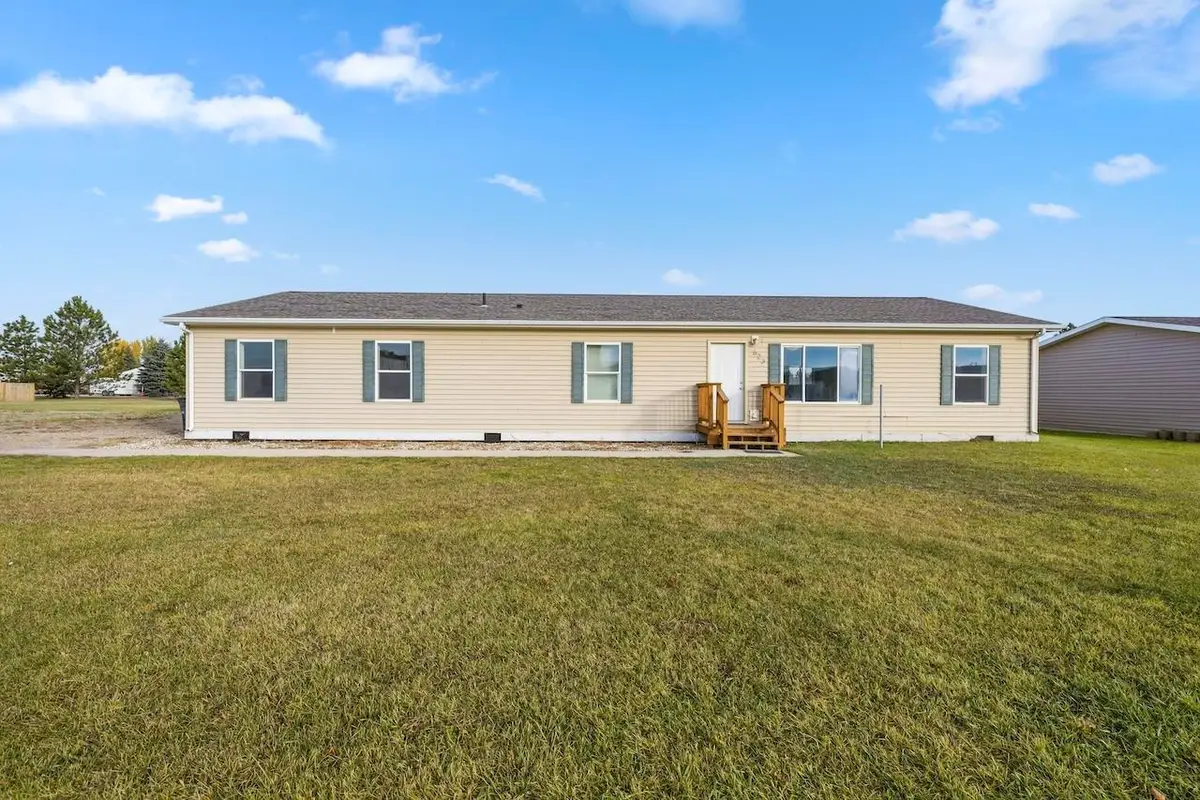 623 9th Ave. SE, Stanley, ND 58784 - #1