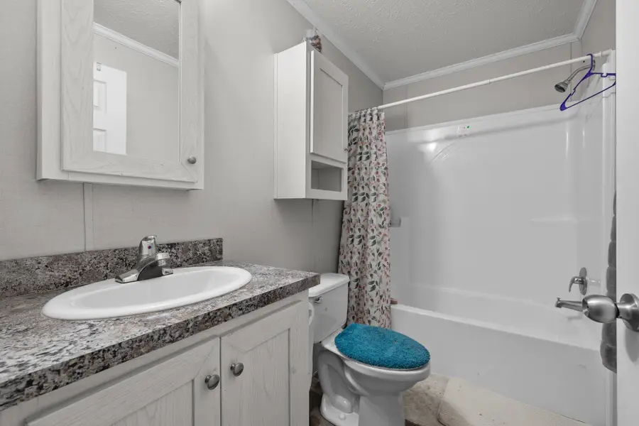 405 SE 31st Ave Lot 16, Minot, ND 58701 - #3