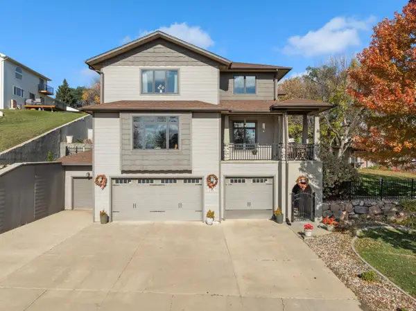 2308 7th Ave NW NW, Minot, ND 58703