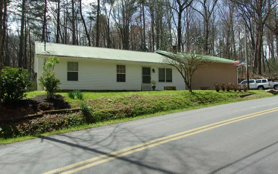 242 Weeks Road, Ellijay, GA 30540 - Image #2