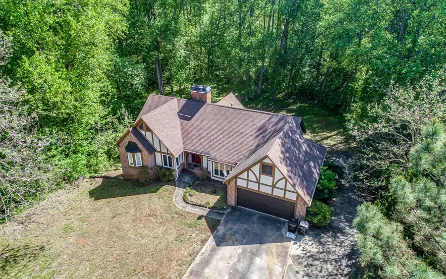 204 Eagles Nest Dr, Canton, GA 30115 - Image #2