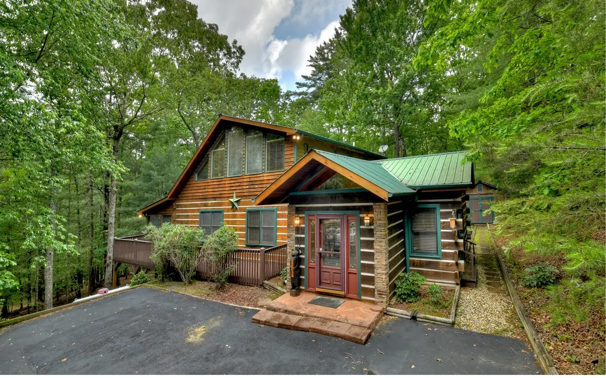 118 Spring Lake Ln, Ellijay, GA 30536 - Image #1