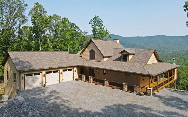 86 Moonshine Ridge, Hayesville, NC 28904