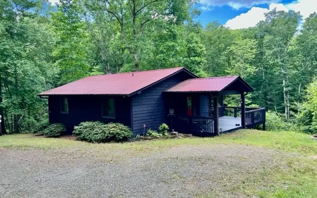 380 Woods Dr, Murphy, NC 28906 - #1