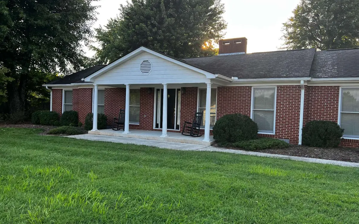 848 Hillcrest Drive, McCaysville, GA 30555 - Image #1