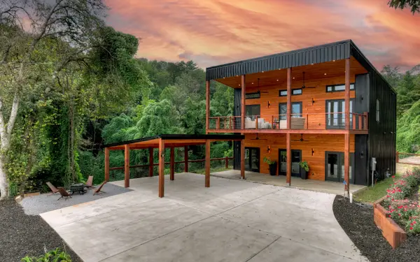 63 Seminary Circle, Ellijay, GA 30540