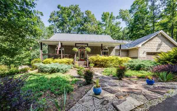 1168 Blue Bird Road, Mineral Bluff, GA 30559