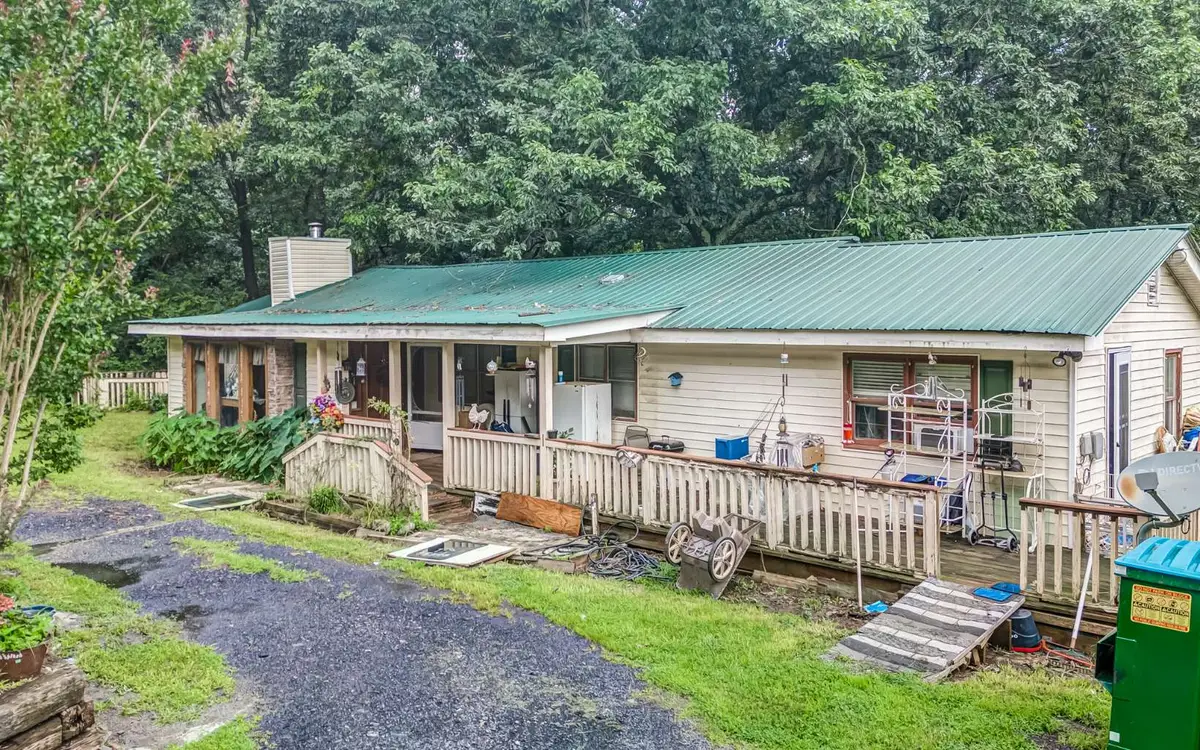 504 Young Loop, Fairmount, GA 30139 - Image #1