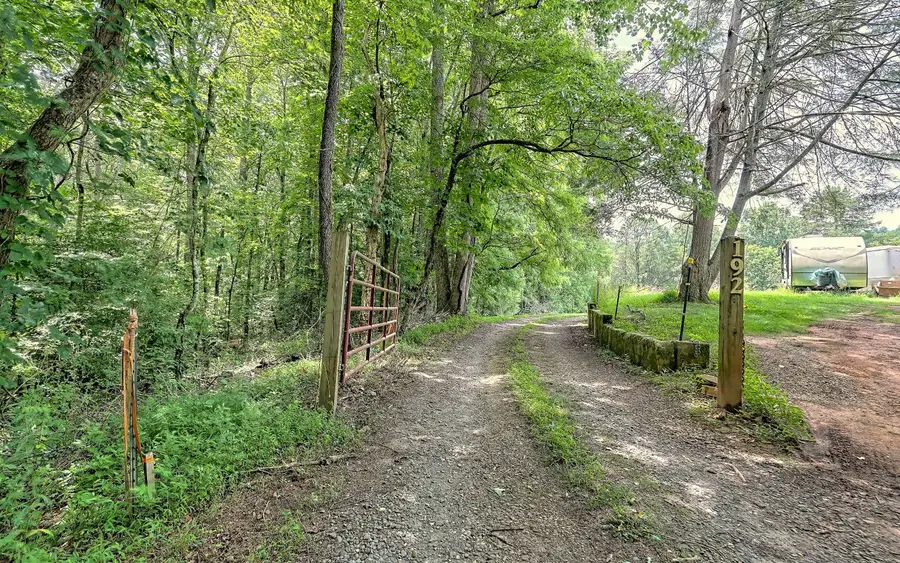 192 Winchester Cove Rd, Hayesville, NC 28904 - Image #2