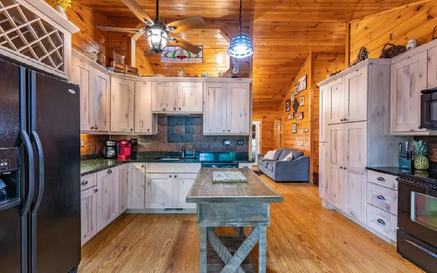 200 Underlook Road, Blue Ridge, GA 30513 - #3