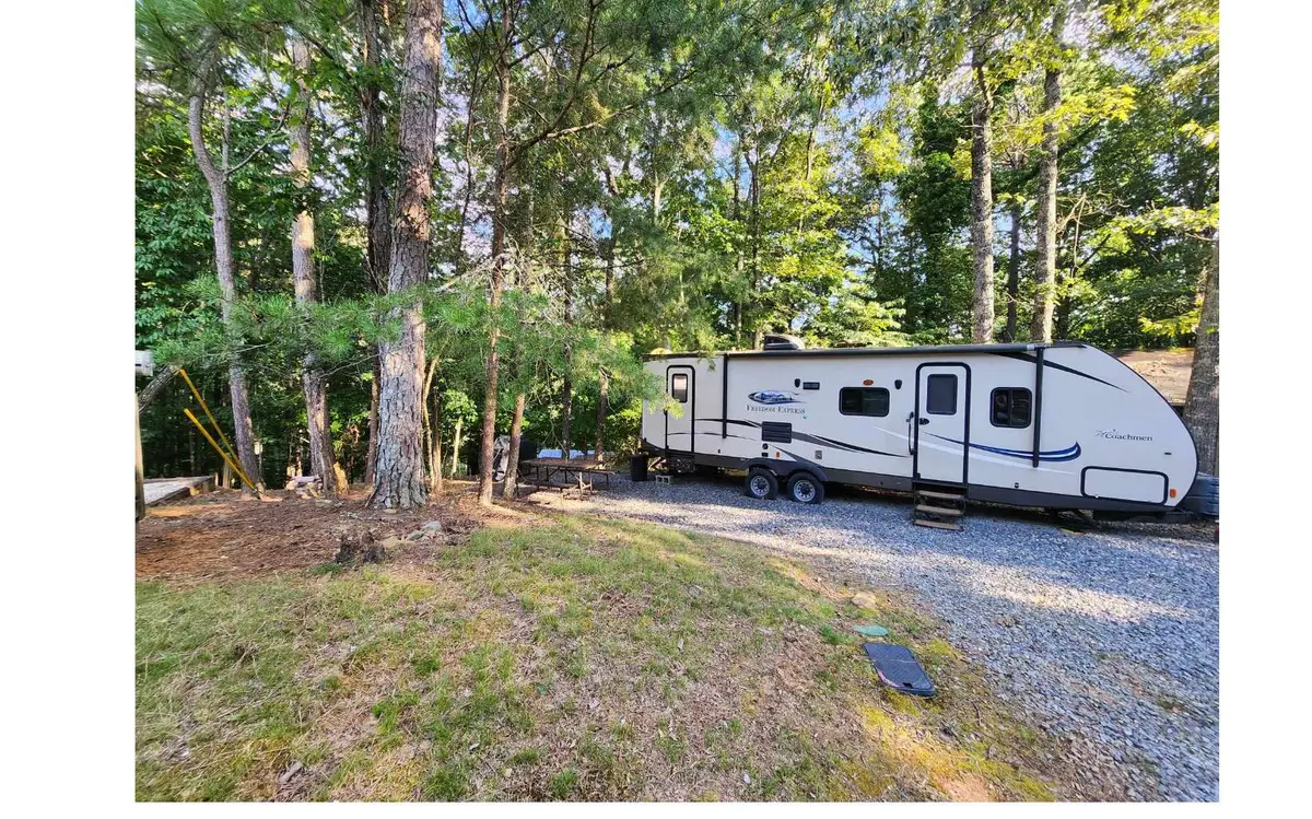 49 15th St, Ellijay, GA 30540 - #1