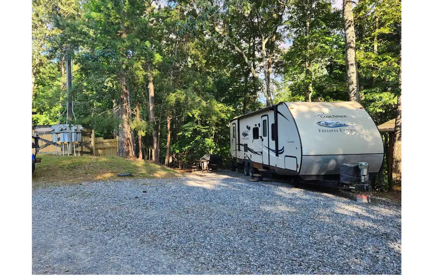 49 15th St, Ellijay, GA 30540 - #2