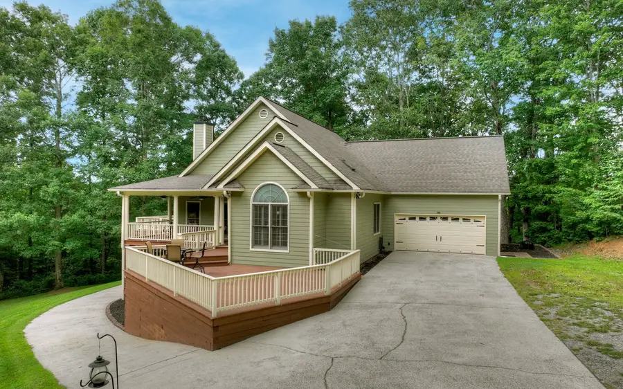 215 Fern Valley Rd, Ellijay, GA 30536 - Image #2