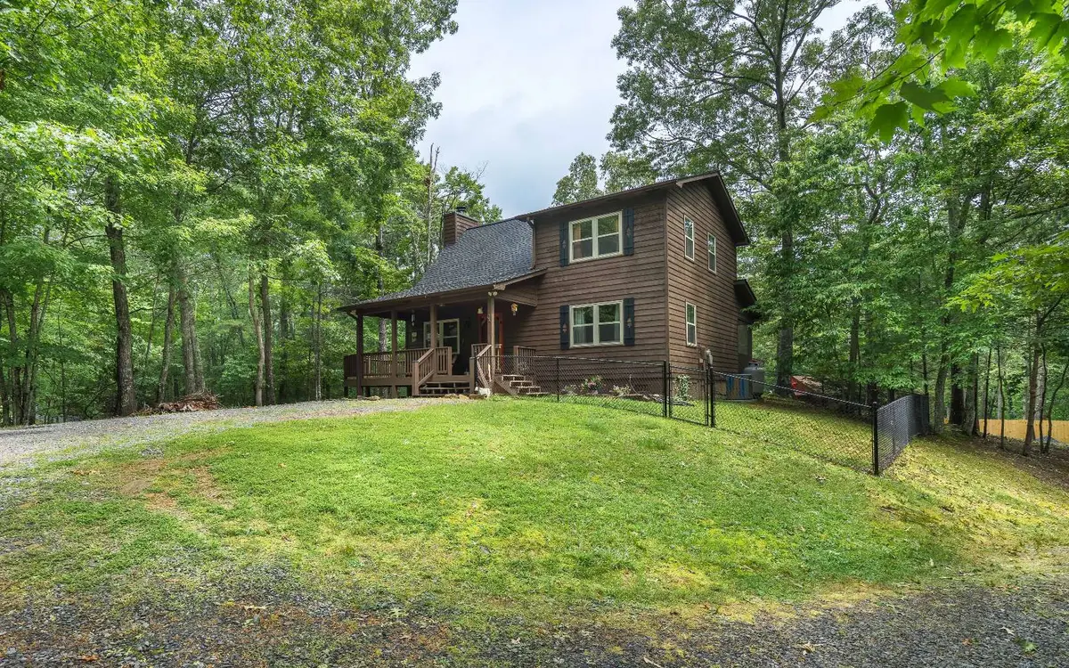544 Goldfinch Lane, Murphy, NC 28906 - Image #1