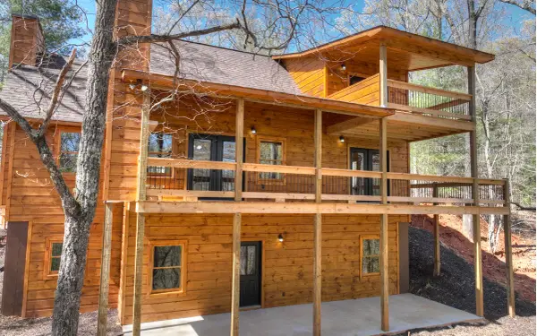 186 Cub Drive, Mineral Bluff, GA 30559