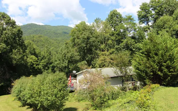 1883 Red Marble Road, Andrews, NC 28901