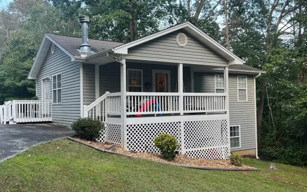 58 Sunset Dr, Ellijay, GA 30536