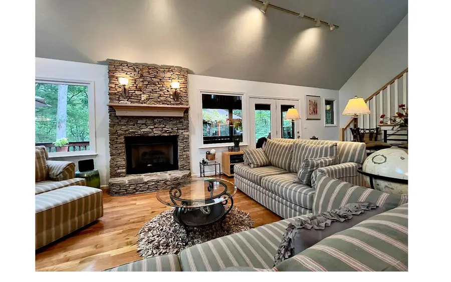 457 Bourne Dr, Murphy, NC 28906 - Image #3