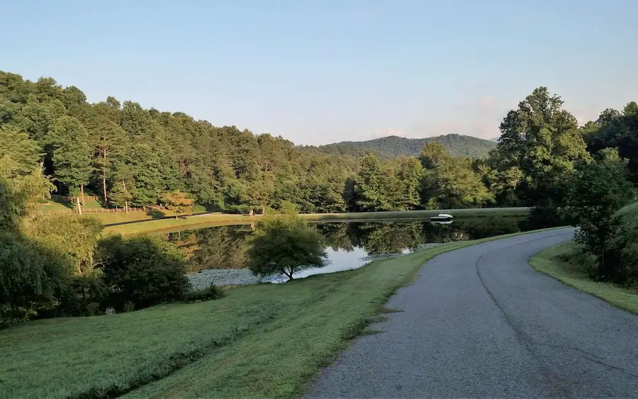 16 Oak Ridge South, Hayesville, NC 28904 - Image #2