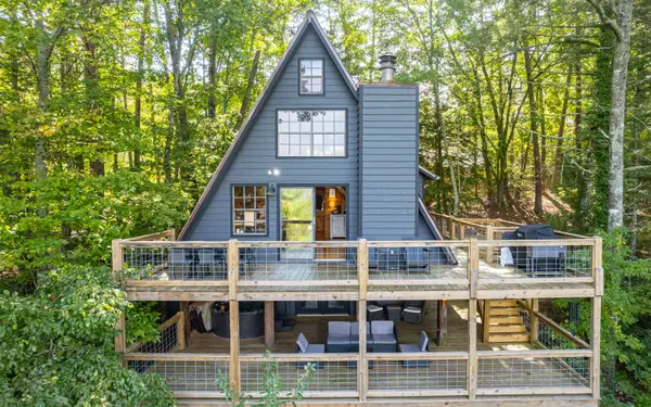 83 Laurel Ridge Court, Blue Ridge, GA 30513