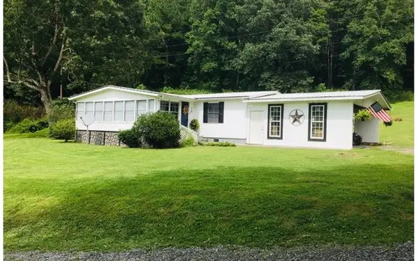 70 Boones Farm Rd, Murphy, NC 28906